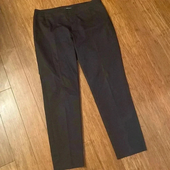Lafayette 148 NewYork black women’s pants - size 4- side zip closure - Picture 1 of 6